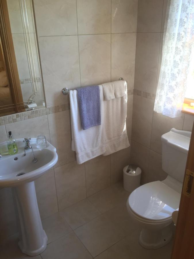 Bealaha House Bed & Breakfast Дунбег Екстериор снимка